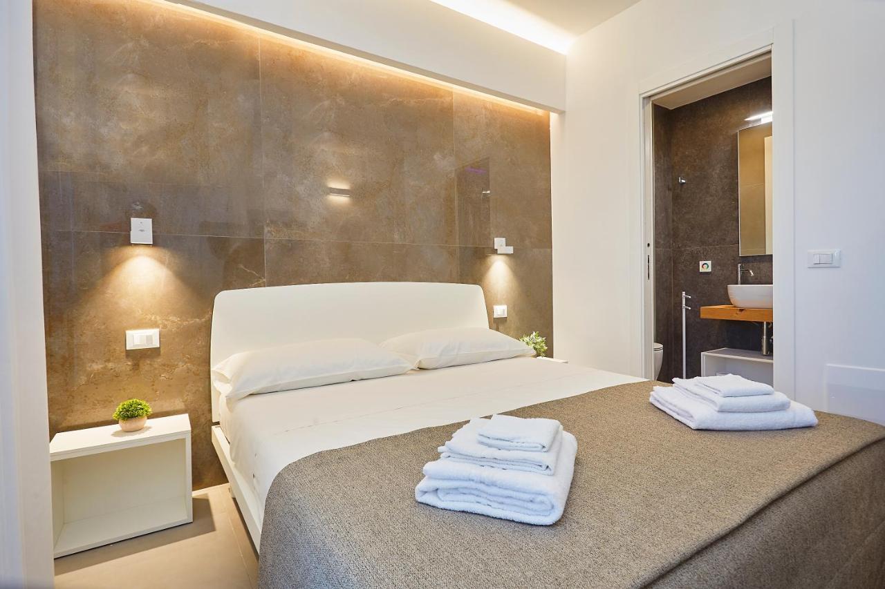 Porta Del Golfo Apartments & Suites 카스텔라마레델골포 외부 사진