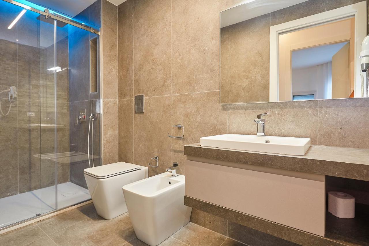Porta Del Golfo Apartments & Suites 카스텔라마레델골포 외부 사진