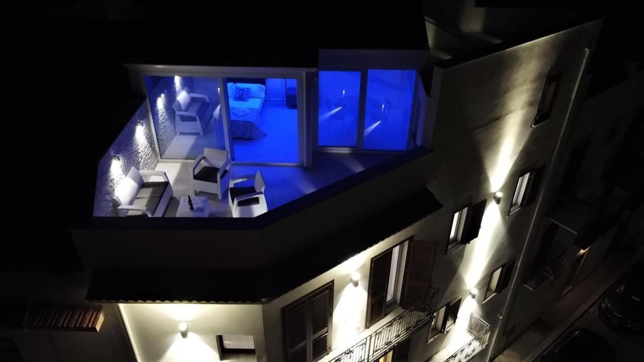 Porta Del Golfo Apartments & Suites 카스텔라마레델골포 외부 사진