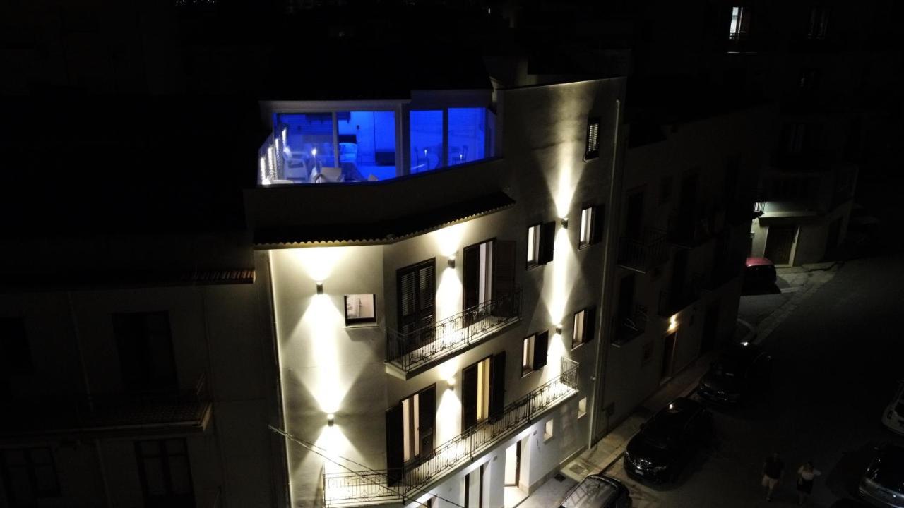 Porta Del Golfo Apartments & Suites 카스텔라마레델골포 외부 사진