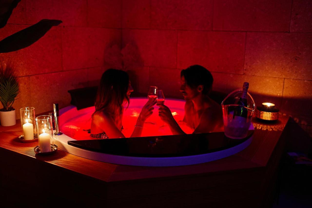 Porta Del Golfo Apartments & Suites 카스텔라마레델골포 외부 사진