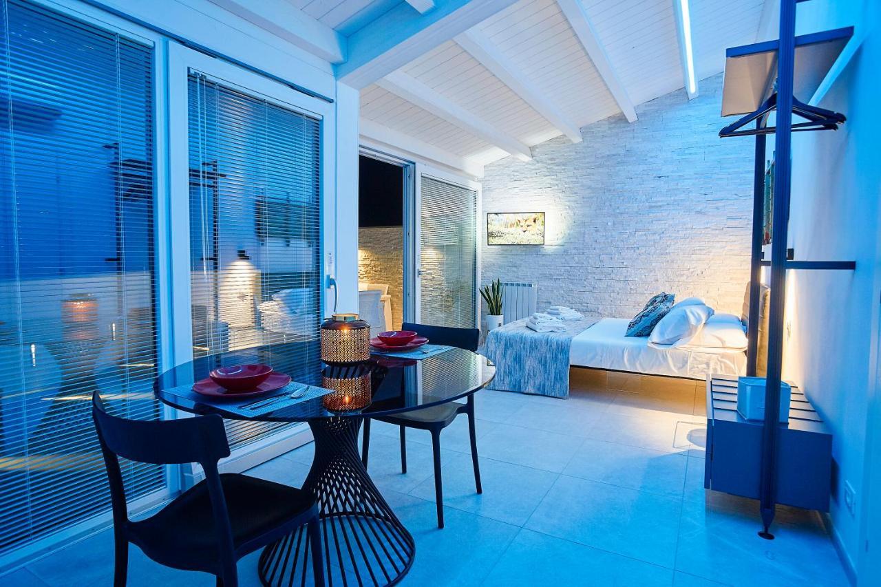 Porta Del Golfo Apartments & Suites 카스텔라마레델골포 외부 사진